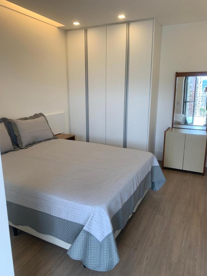 Flat Com 65 Metros; Sala; Duas Suites; Cozinha Recem-Reformado Rio de Janeiro Buitenkant foto