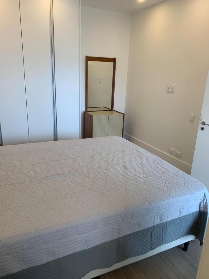 Flat Com 65 Metros; Sala; Duas Suites; Cozinha Recem-Reformado Rio de Janeiro Buitenkant foto