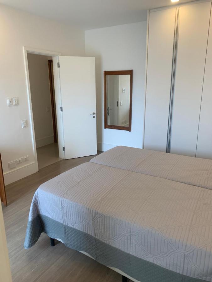 Flat Com 65 Metros; Sala; Duas Suites; Cozinha Recem-Reformado Rio de Janeiro Buitenkant foto