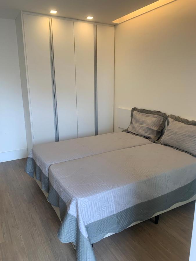 Flat Com 65 Metros; Sala; Duas Suites; Cozinha Recem-Reformado Rio de Janeiro Buitenkant foto