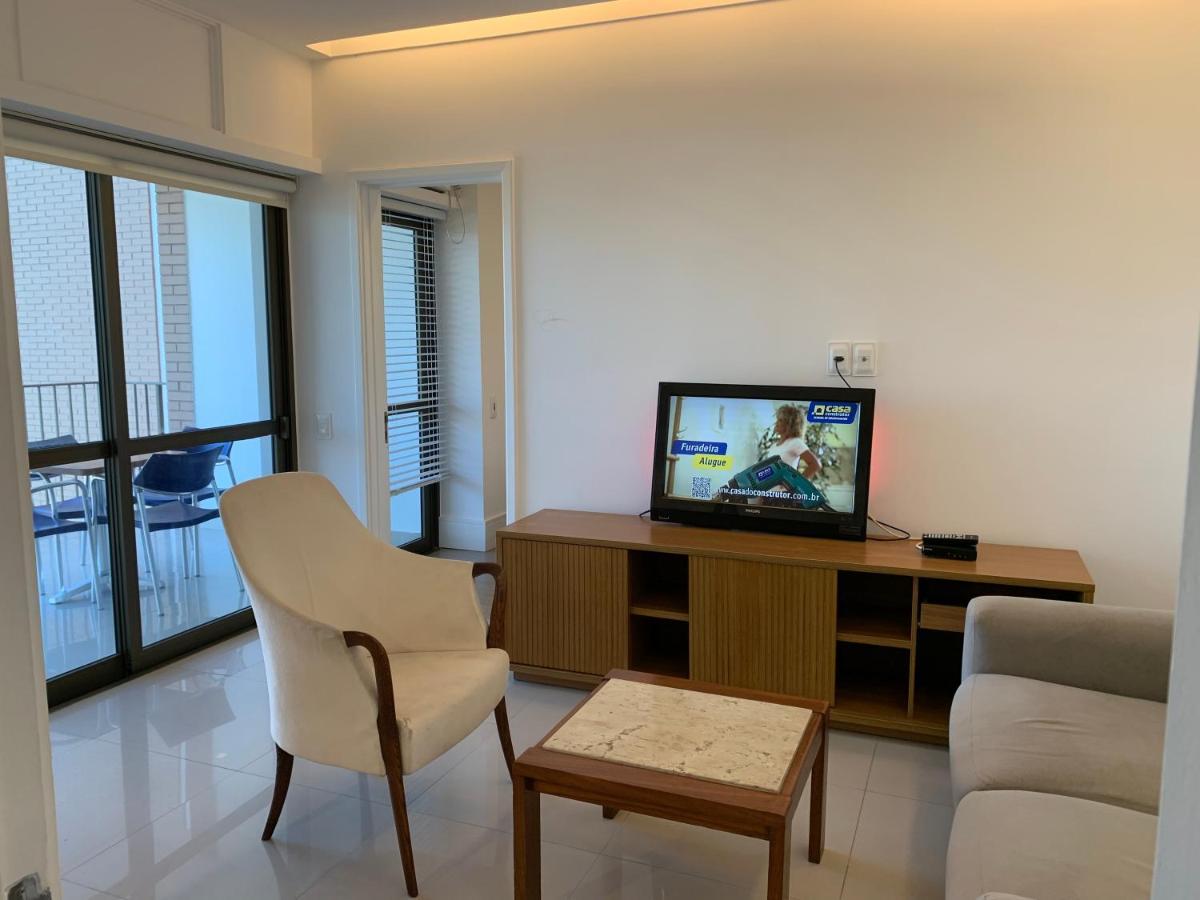 Flat Com 65 Metros; Sala; Duas Suites; Cozinha Recem-Reformado Rio de Janeiro Buitenkant foto