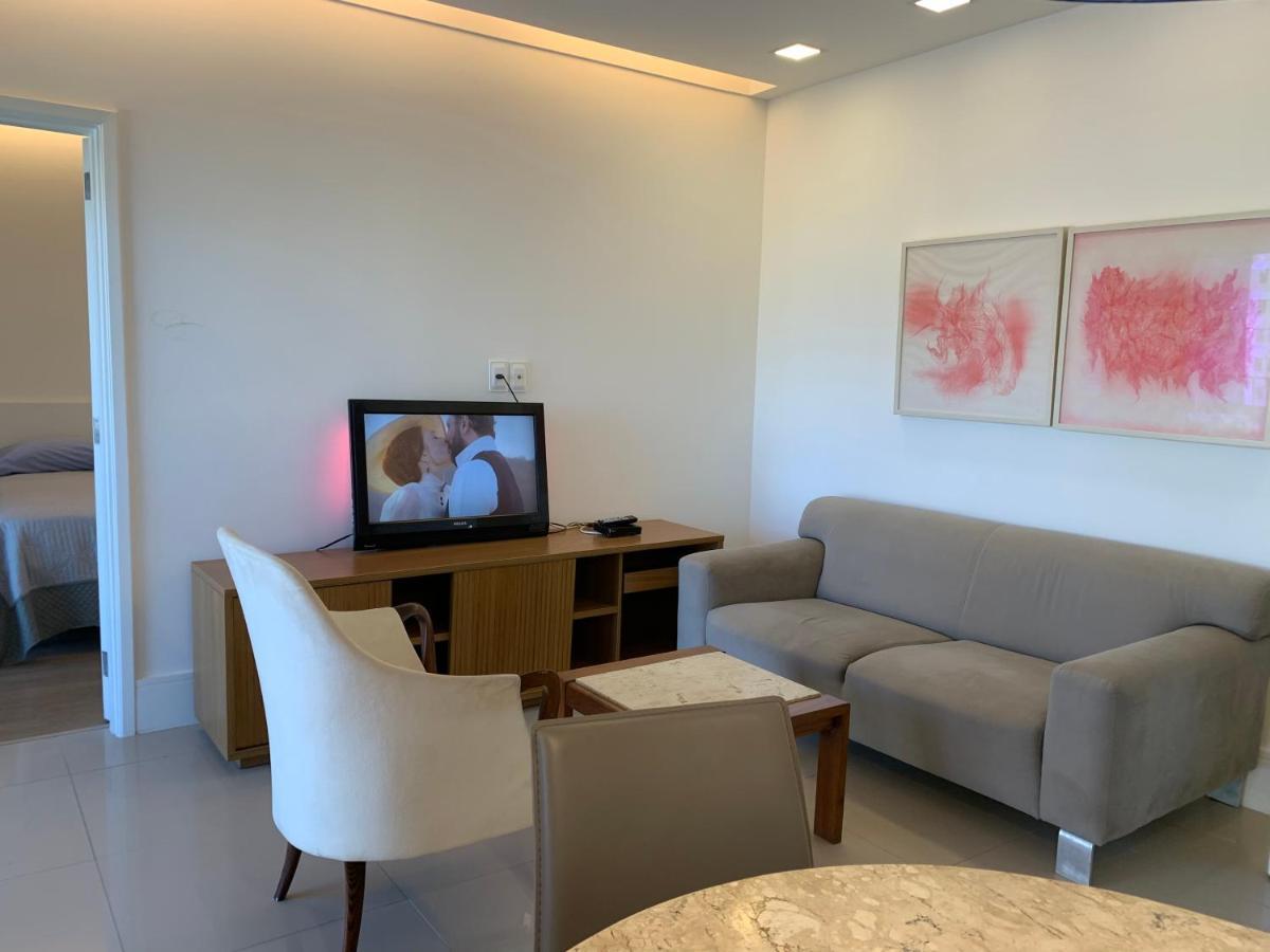 Flat Com 65 Metros; Sala; Duas Suites; Cozinha Recem-Reformado Rio de Janeiro Buitenkant foto